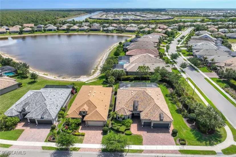 Picture of 7520 Blackberry Dr, Naples FL 34114