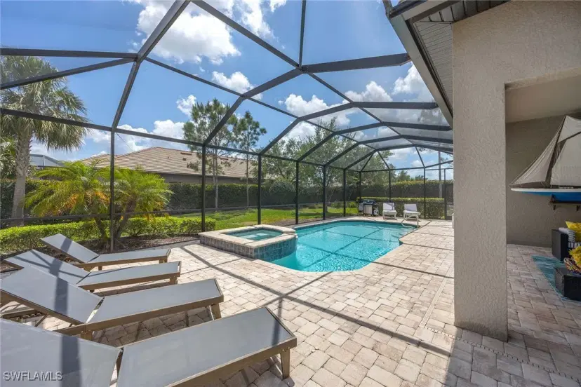 Picture of 7520 Blackberry Dr, Naples FL 34114