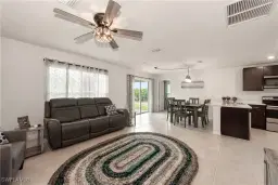 Picture of 7010 Beaver Cir, Labelle, FL 33935