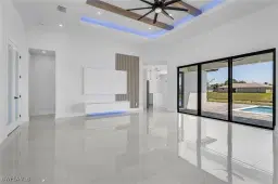 Picture of 927 NE 13Th Pl, Cape Coral, FL 33909