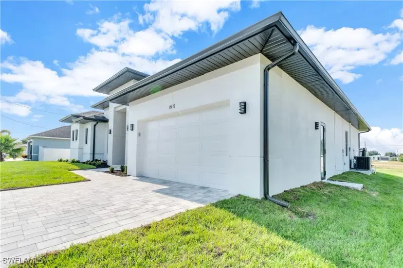 Picture of 1917 SW Embers Ter, Cape Coral FL 33991