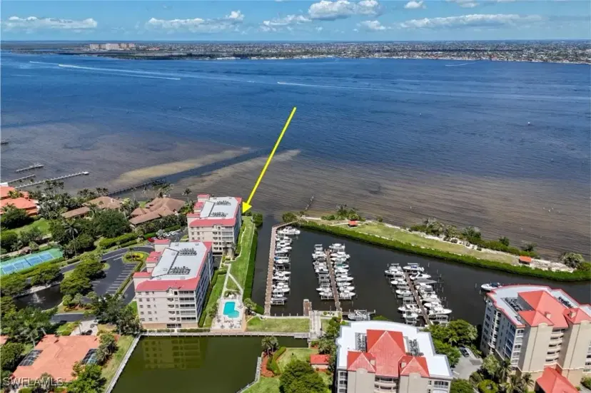 Picture of 15220 Portside Dr 301, Fort Myers FL 33908