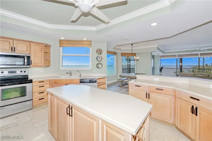 Picture of 15220 Portside Dr 301, Fort Myers FL 33908