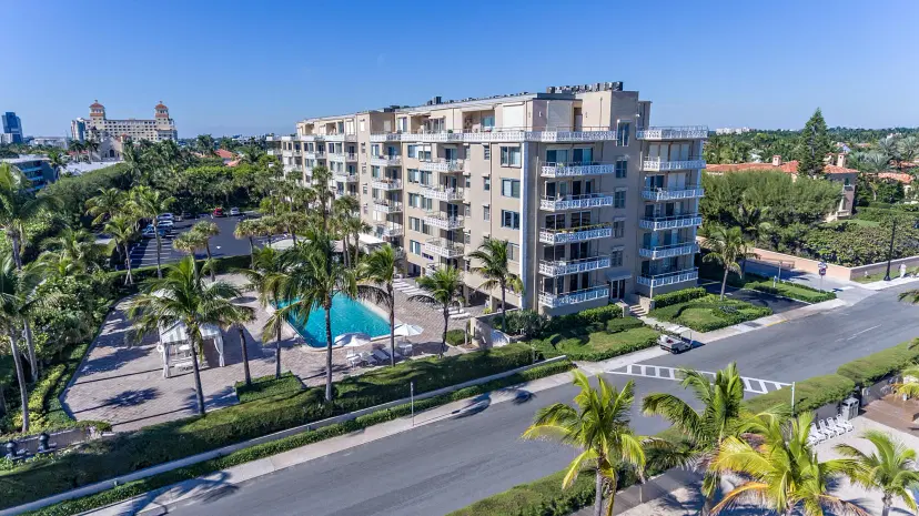 Picture of 170 N Ocean Boulevard 305, Palm Beach FL 33480