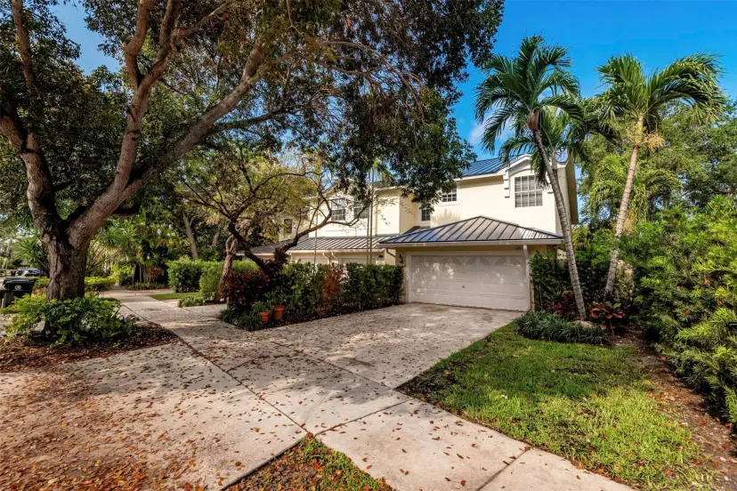 Picture of 537 NE 17Th Way, Fort Lauderdale FL 33301