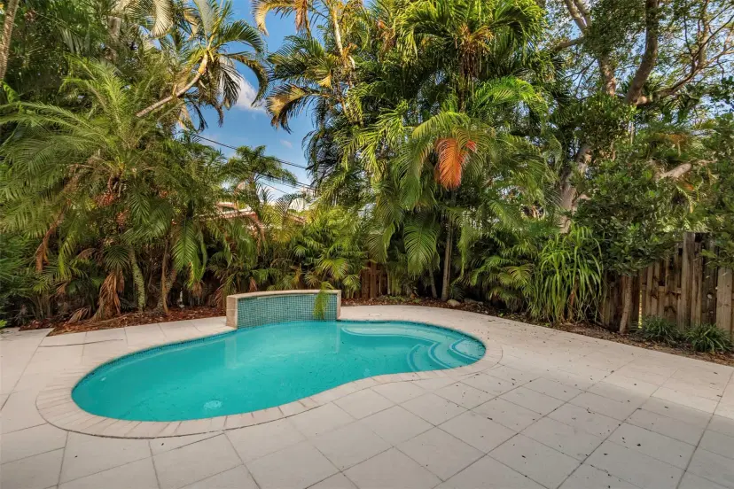 Picture of 537 NE 17Th Way, Fort Lauderdale FL 33301