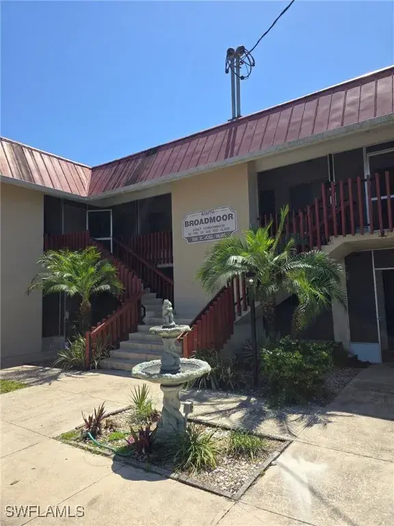 Picture of 198 Joel Blvd 4, Lehigh Acres FL 33936