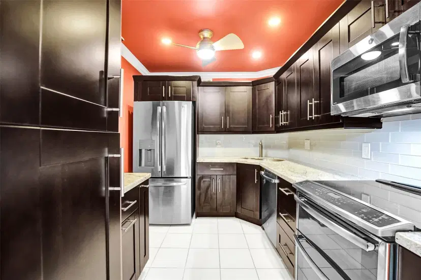 Picture of 1940 NE 2Nd Ave 215J, Wilton Manors FL 33305