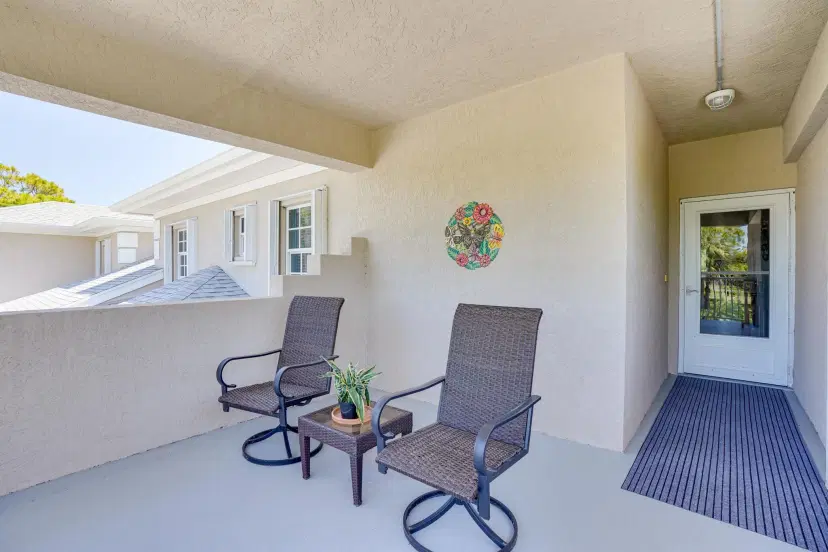 Picture of 1006 Century Drive 1006, Fort Pierce FL 34982