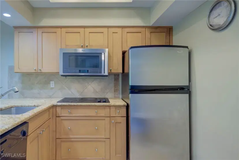 Picture of 3323 Olympic Dr 723, Naples FL 34105