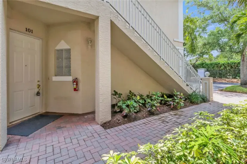 Picture of 1370 Sweetwater Cv 101, Naples FL 34110