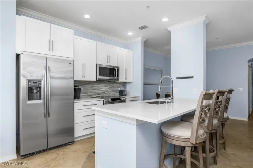 Picture of 9719 Acqua Ct 241, Naples FL 34113