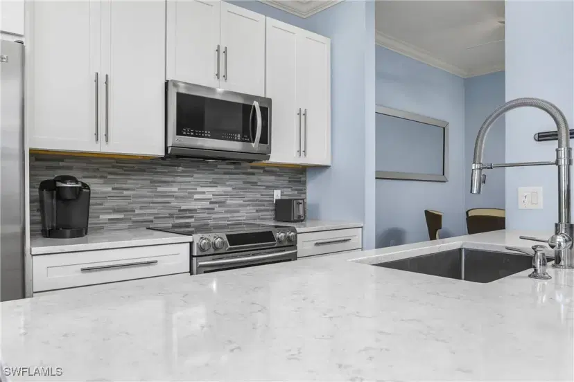 Picture of 9719 Acqua Ct 241, Naples FL 34113
