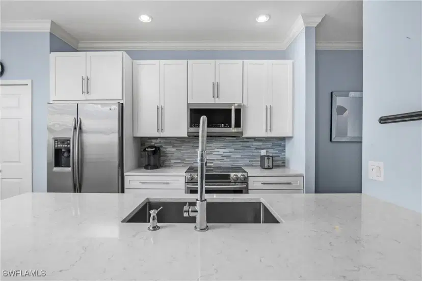 Picture of 9719 Acqua Ct 241, Naples FL 34113