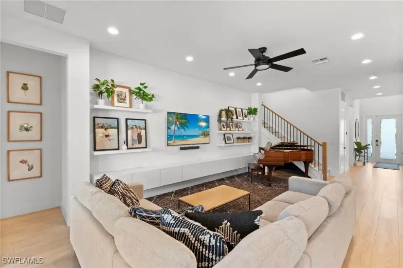 Picture of 4045 Nova Ln, Naples FL 34119