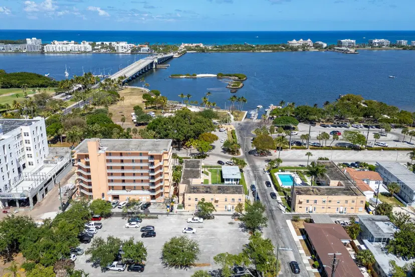 Picture of 31 S Golfview Road # 11, Lake Worth Beach FL 33460