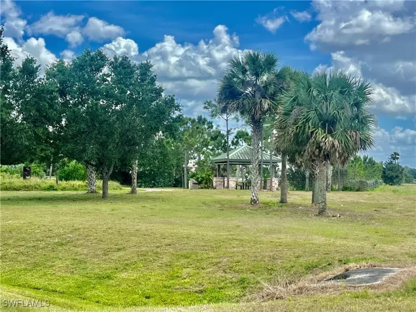Picture of 210 North Ave, Lehigh Acres FL 33936
