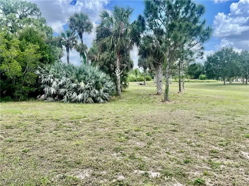 Picture of 210 North Ave, Lehigh Acres FL 33936
