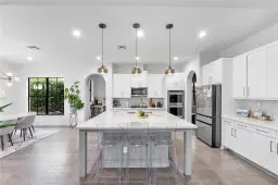 Picture of 11645 Solstice Cir, Parkland, FL 33076