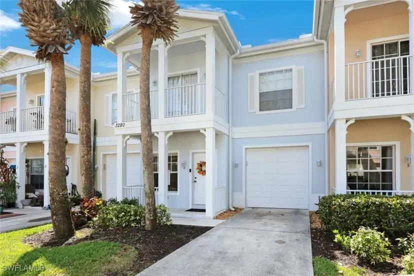 Picture of 3280 Lindsey Ln 4, Naples FL 34109