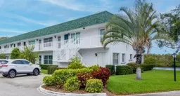 Picture of 2800 Indian River Boulevard F8, Vero Beach, FL 32960