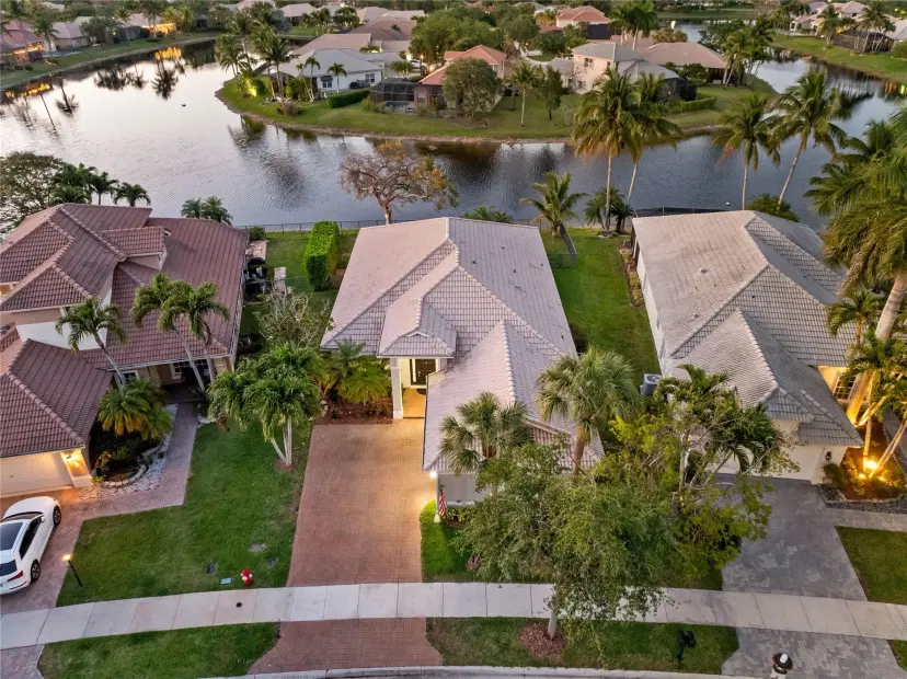 Picture of 10979 NW 62Nd Ct, Parkland FL 33076