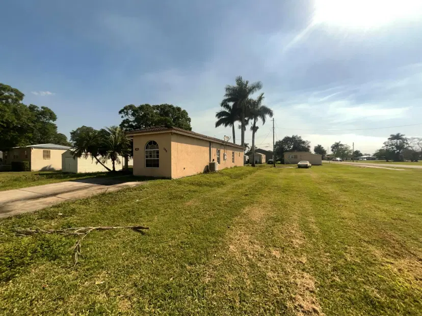 Picture of 388 Annona Avenue, Pahokee FL 33476
