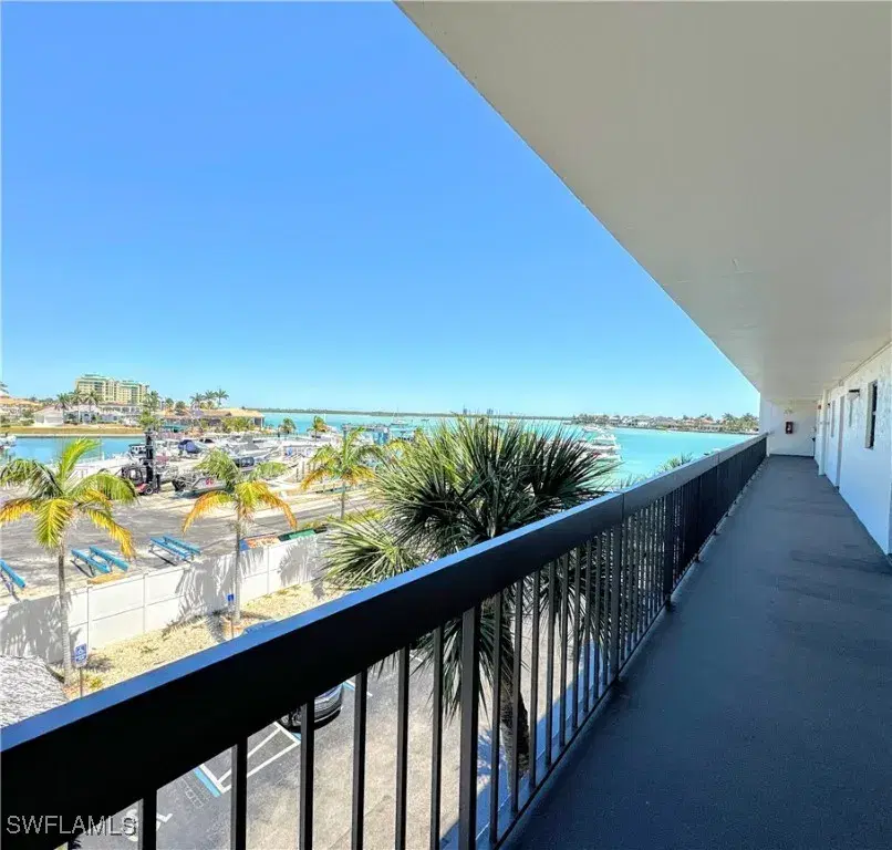 Picture of 1031 Anglers Cv A404, Marco Island, FL 34145