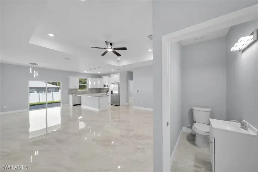 Picture of 867 Carbon St E, Lehigh Acres FL 33974