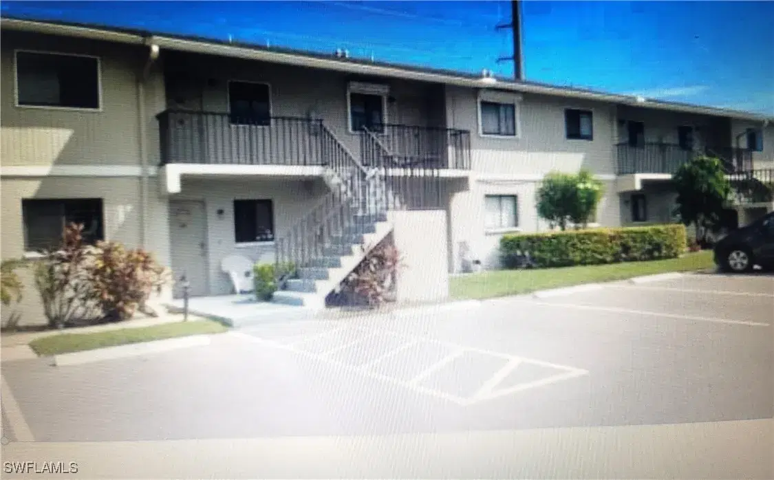 Picture of 423 Cape Coral Pkwy W 102, Cape Coral, FL 33914