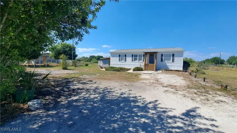 Picture of 221 Horse Club Ave, Clewiston FL 33440