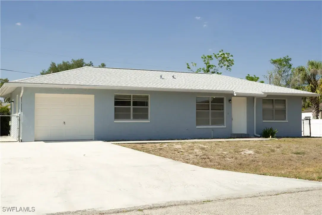 Picture of 13802 Fourth St, Fort Myers, FL 33905