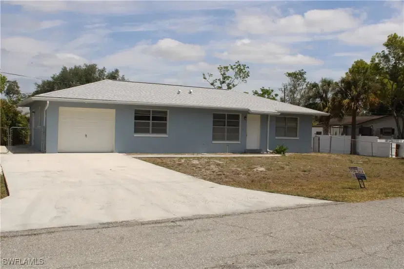 Picture of 13802 Fourth St, Fort Myers FL 33905