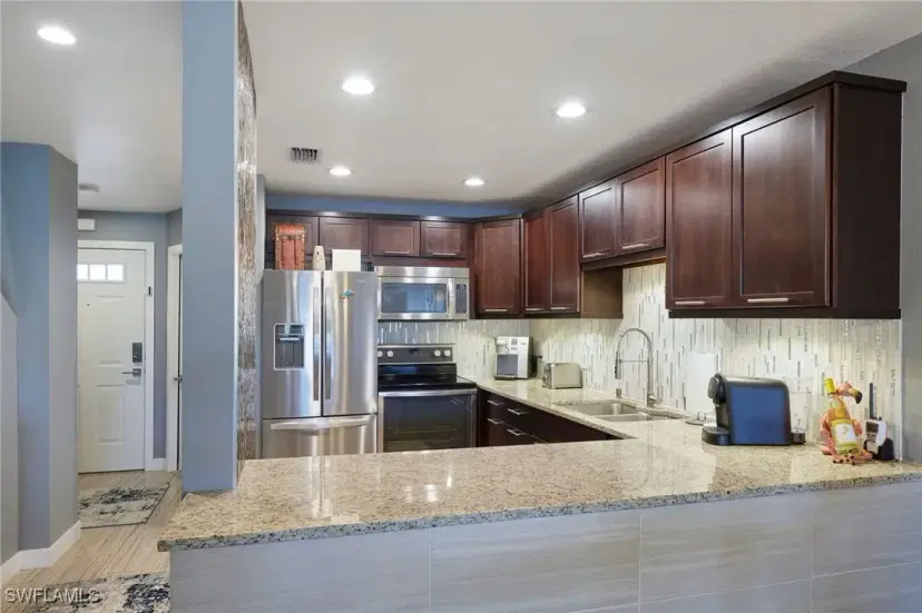 Picture of 1315 SW 47Th Ter 102, Cape Coral FL 33914
