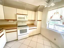 Picture of 3185 S Carambola Cir S 2393, Coconut Creek, FL 33066