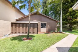 Picture of 2146 Nova Village Dr 2146, Davie, FL 33317
