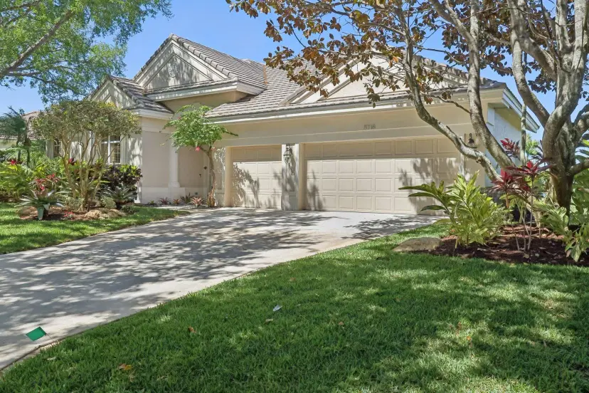 Picture of 5718 SE Forest Glade Trail, Hobe Sound FL 33455
