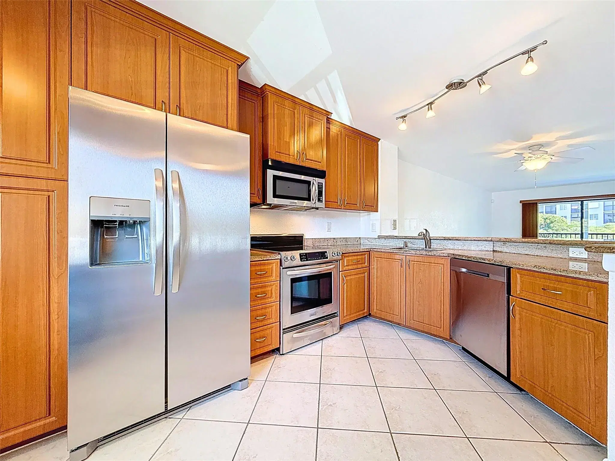 Picture of 2217 Cypress Island Dr 206, Pompano Beach, FL 33069