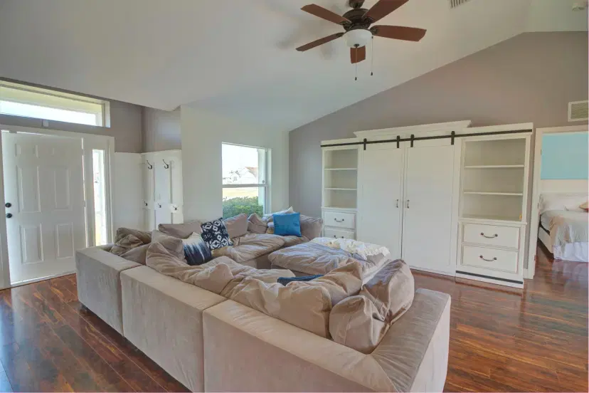 Picture of 821 NW 20Th Avenue, Cape Coral FL 33993