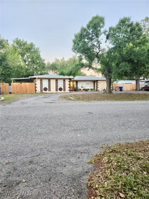 Picture of 187 Louise St, Fort Myers FL 33905