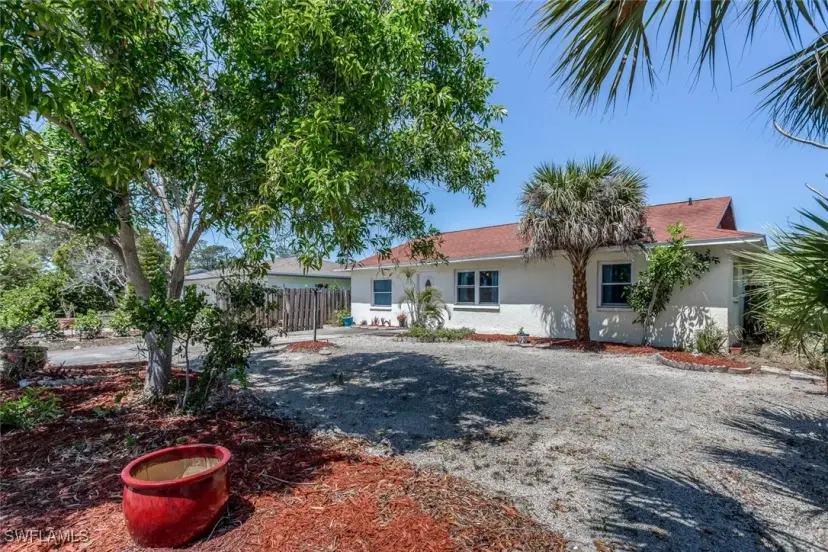 Picture of 55 2Nd St, Bonita Springs FL 34134