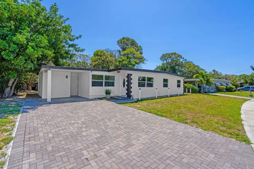 Picture of 1208 Lake Geneva Drive, Lake Worth Beach FL 33461