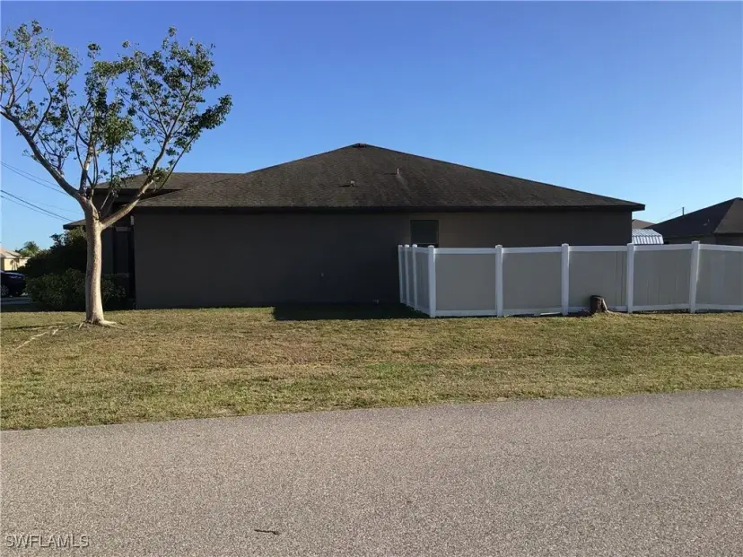 Picture of 2210 SW 19Th Ave, Cape Coral FL 33991