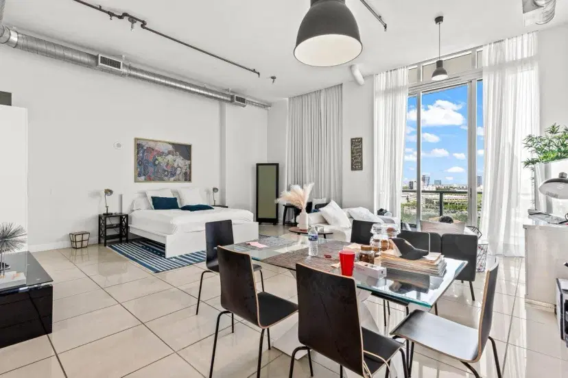Picture of 3029 NE 188Th Street 1109, Aventura FL 33180