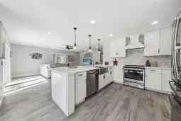 Picture of 14200 Somerset Pl, Davie, FL 33325