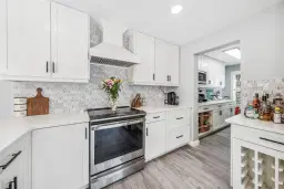 Picture of 14200 Somerset Pl, Davie, FL 33325