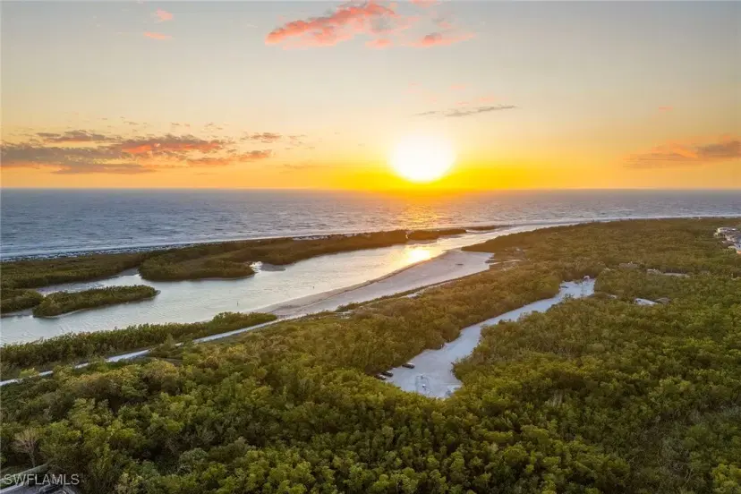 Picture of 440 Seaview Ct 1208, Marco Island FL 34145