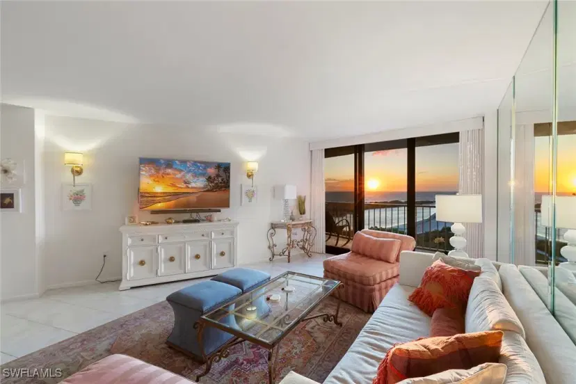 Picture of 440 Seaview Ct 1208, Marco Island FL 34145