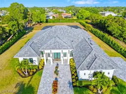 Picture of 9974 Winterview Dr, Naples, FL 34109