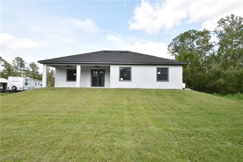 Picture of 103 Scott Ave, Lehigh Acres FL 33936